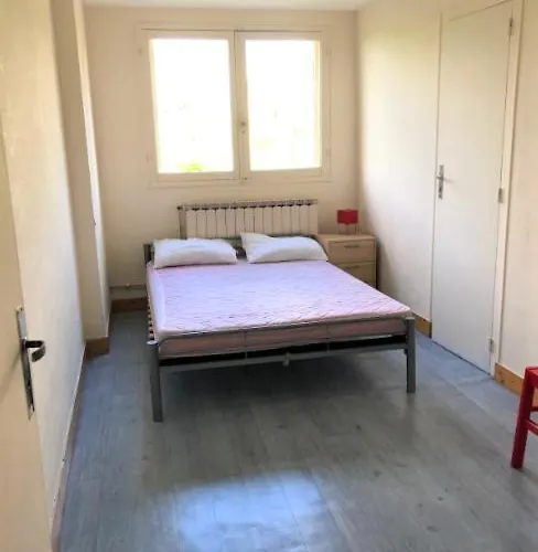 Vue Sur Baie Et Ocean, 100 M De La Et Du Centre Par Chemin Prive